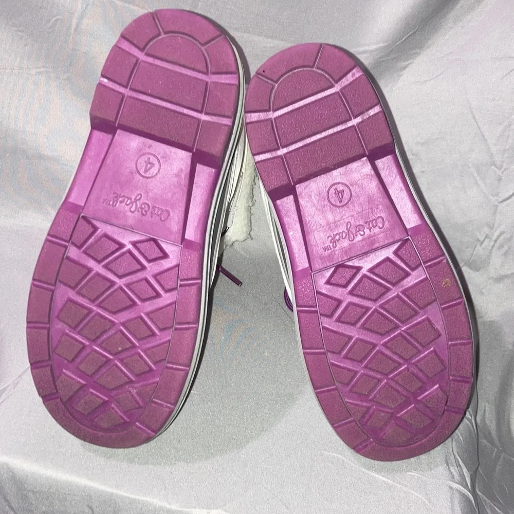 Cozy White & Grey Winter Boots with Purple Laces - Picture 5 of 6